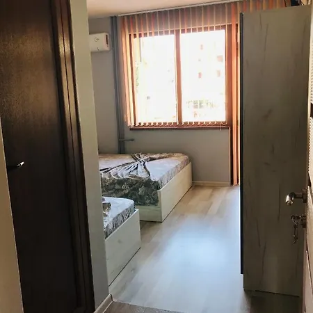 Къща за гости семейна къща “вълчеви”