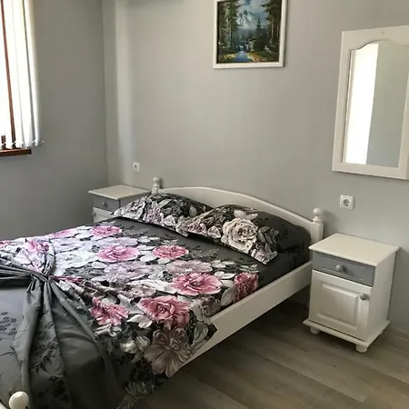 Gasthuis семейна къща “вълчеви” Kiten (Burgas)