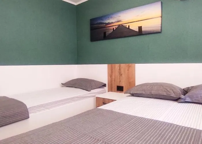 семейна къща “вълчеви” Πανσιόν Kiten (Burgas)