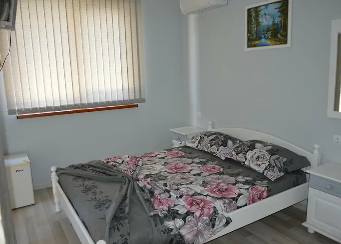 Πανσιόν семейна къща “вълчеви” Kiten (Burgas)